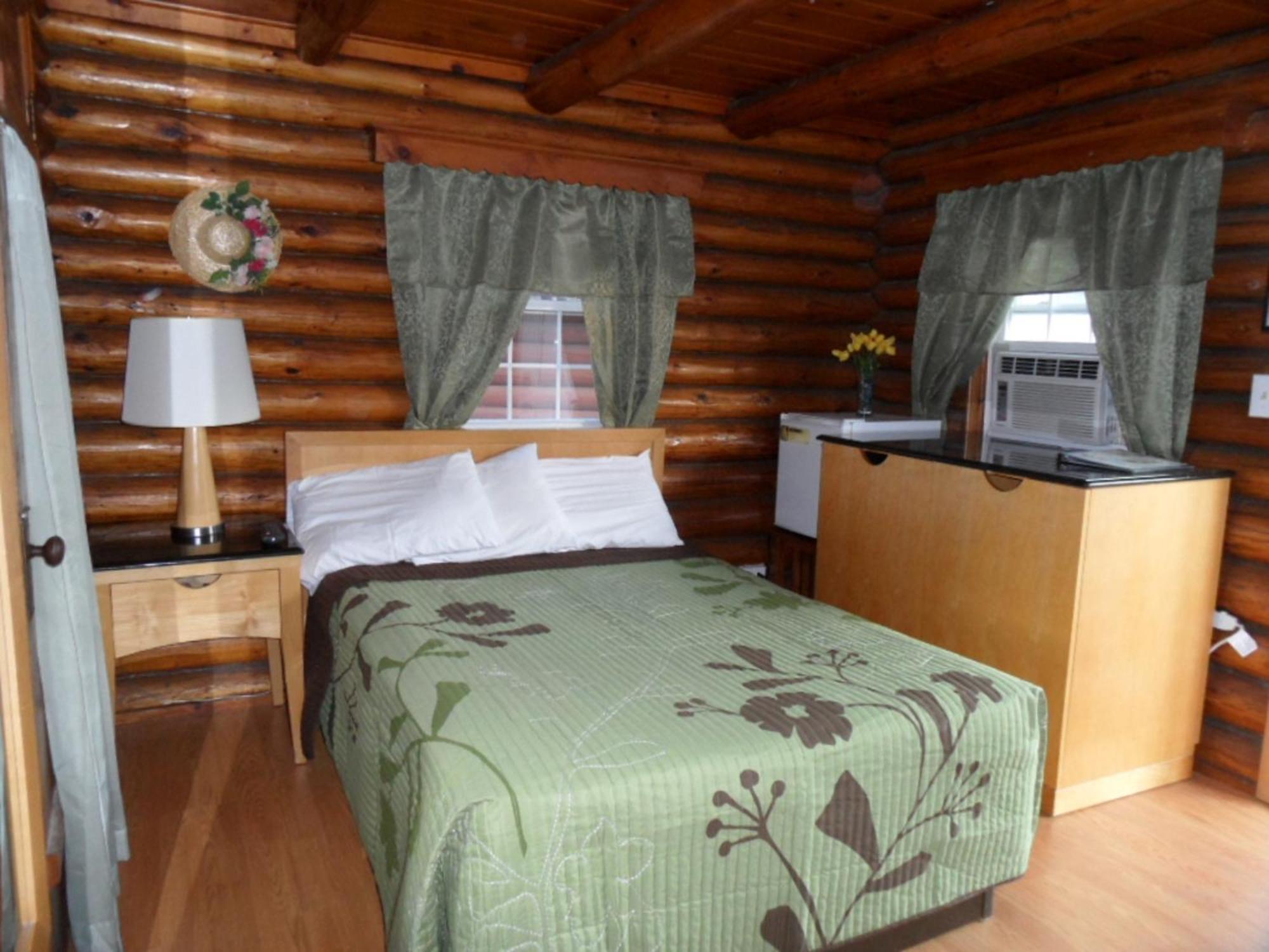 Seven Dwarfs Cabin - On The Brook Cabins Lake George Pokój zdjęcie