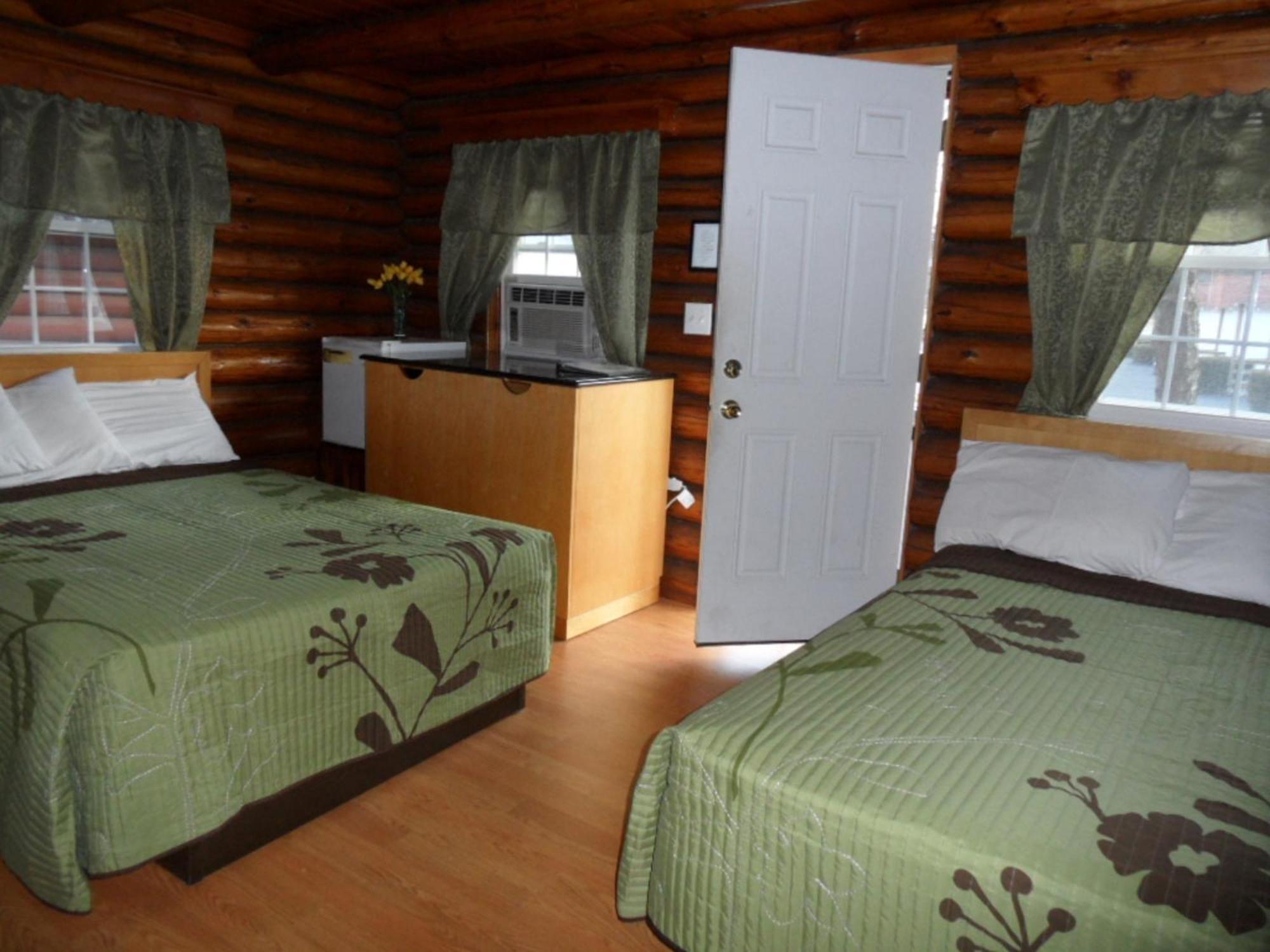 Seven Dwarfs Cabin - On The Brook Cabins Lake George Pokój zdjęcie