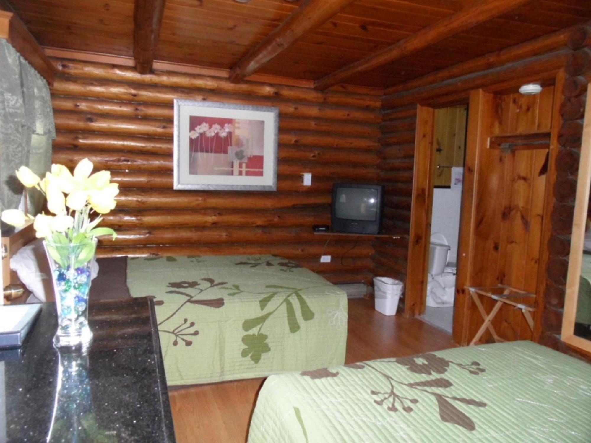 Seven Dwarfs Cabin - On The Brook Cabins Lake George Pokój zdjęcie